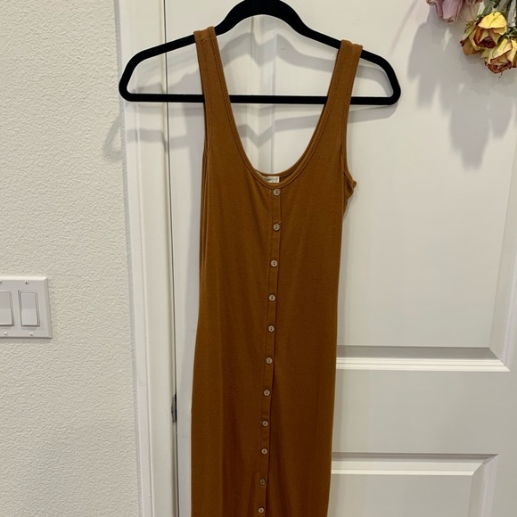 Brown Bodycon MIDI Dress - Picture 1 of 4